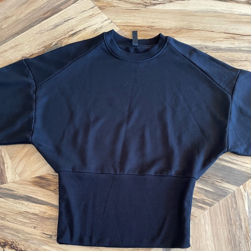 Black Athleta Batwing Sweatshirt